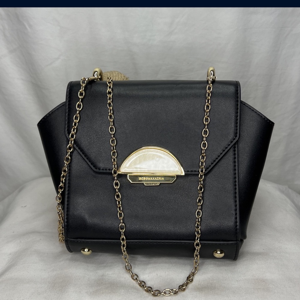 BLACK BCBG PURSE